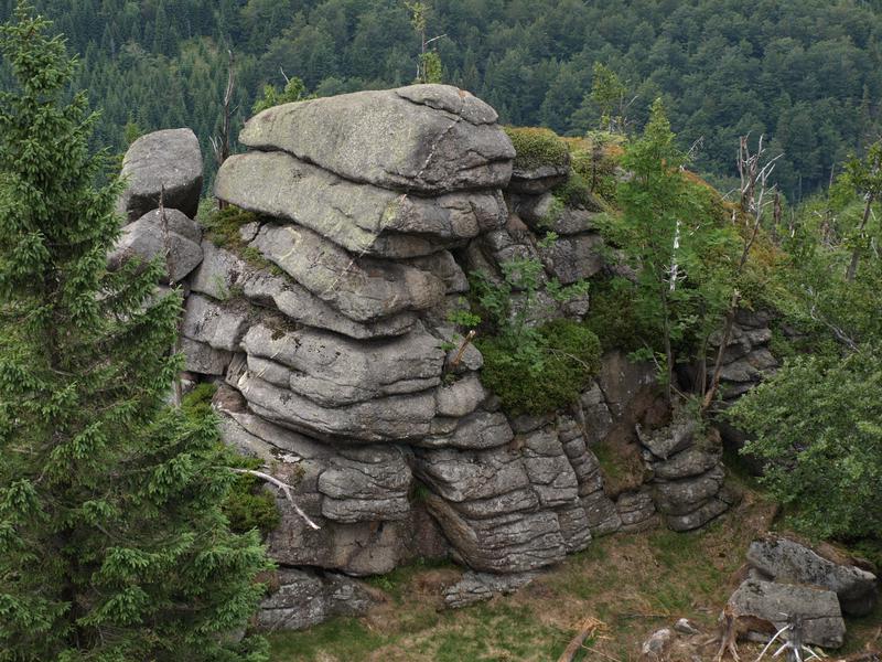 skalní útvary z liberecké žuly v Jizerských horách